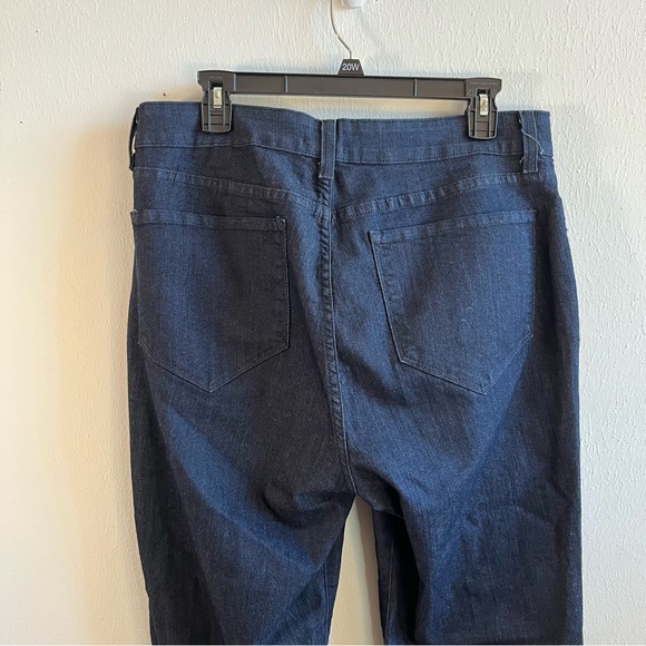 NYDJ Jeans Bootcut Dark Wash 5 Pocket Denim Sz 16 EUC - Picture 9 of 13